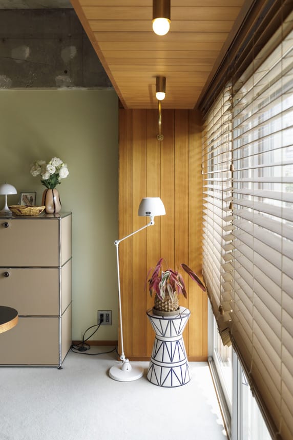 “斜め”がいろんな景色を生み出す。44㎡のキャンバスに描く、私だけの暮らし13