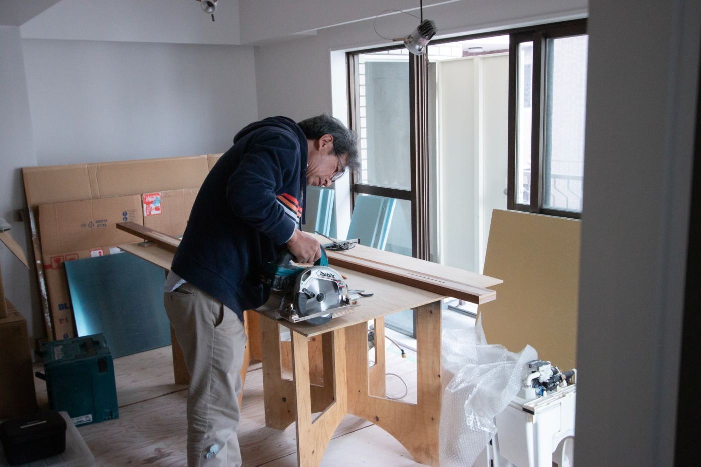 数字をブツブツ言ってるときに話しかけてはいけません。ましてや「3ミリ」カット。集中、集中！