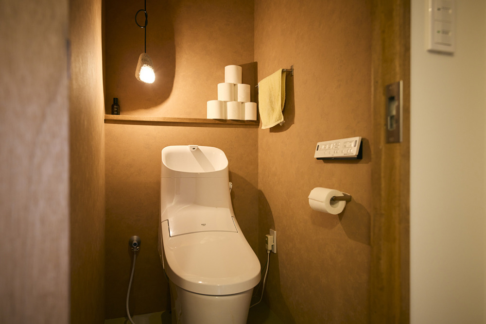 ユニークな仕上げが織りなす、創作的ミッドセンチュリー Vol.19