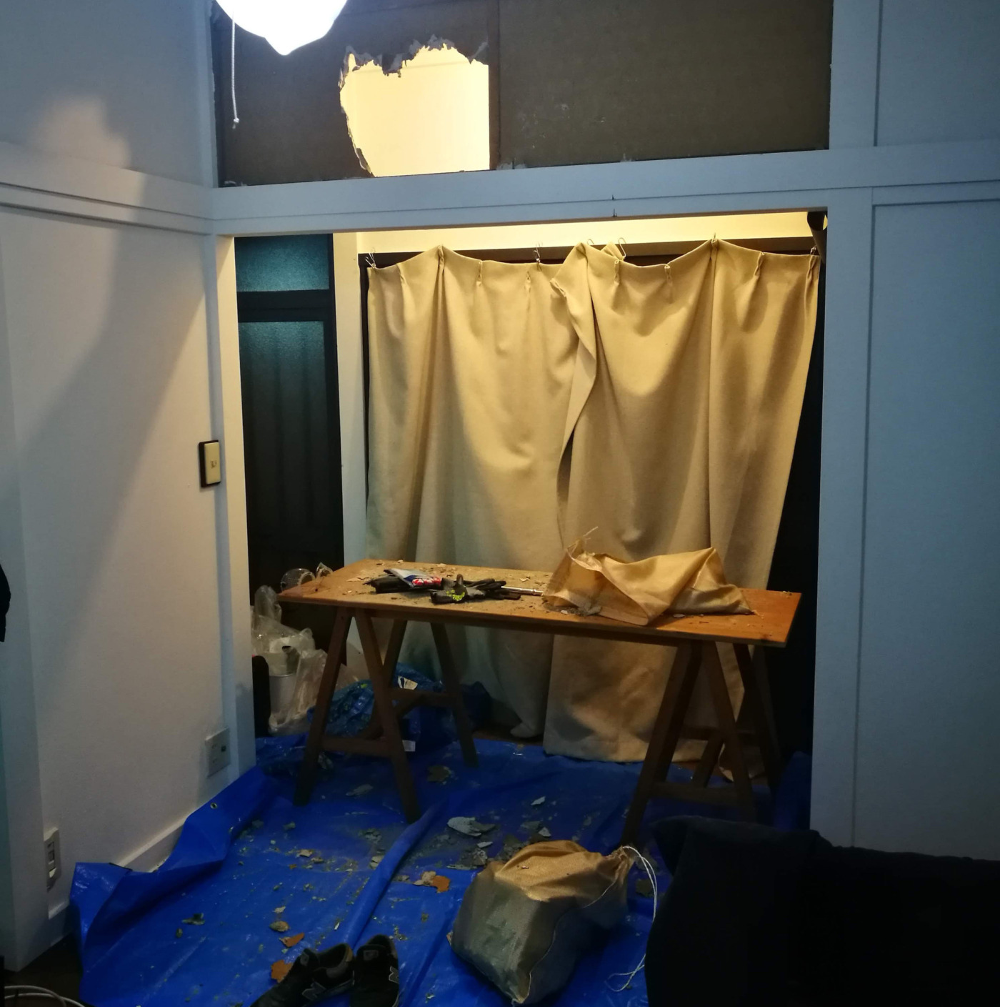 ゴミ箱どこに置いてる？カーテンって必要？日常の小さな疑問から、すこしだけ自分の見方が広がるラヂオです。11