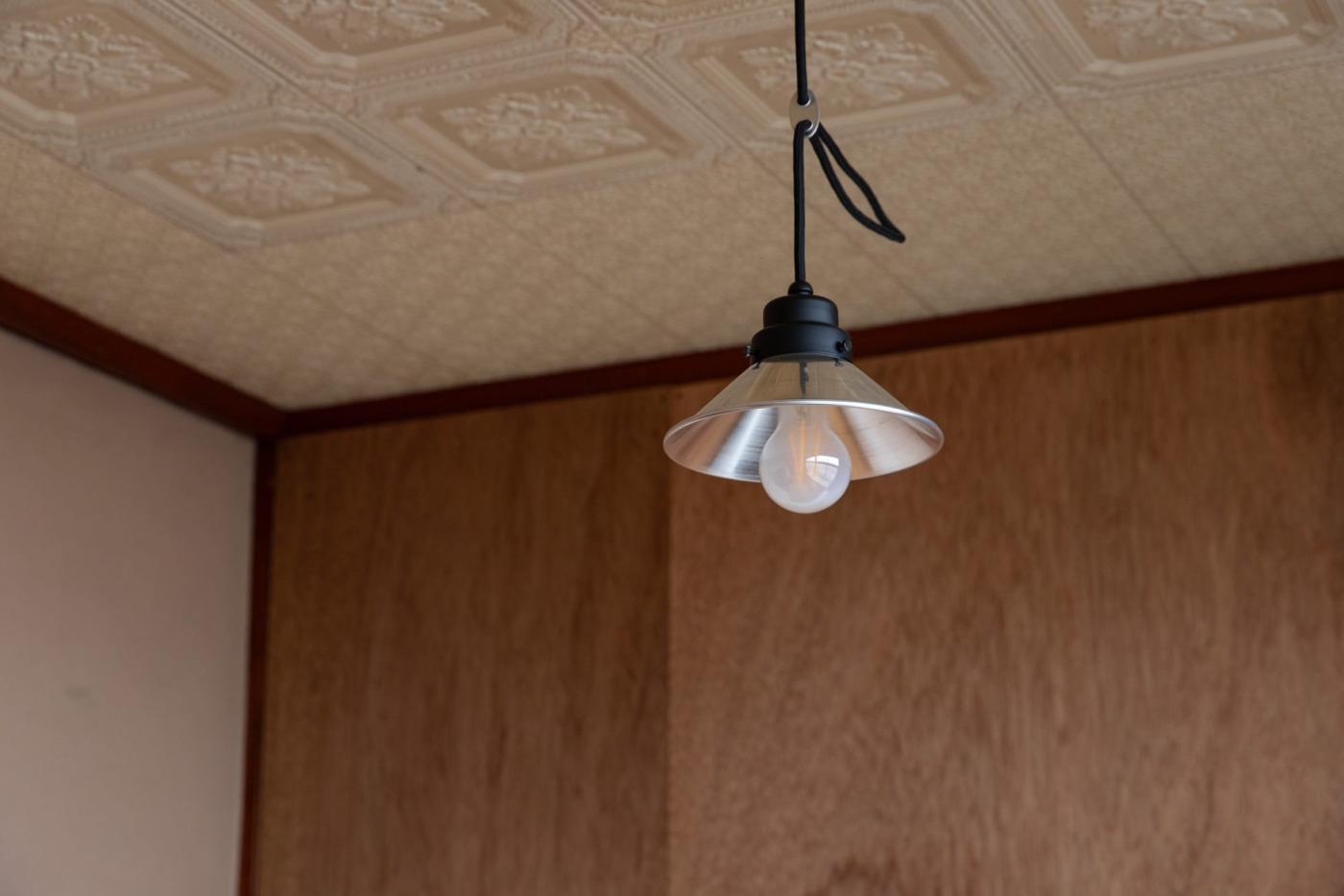 日常の延長にあるセカンドハウス。倉庫リノベと車DIYで育む「家族と個人」のいい関係。24