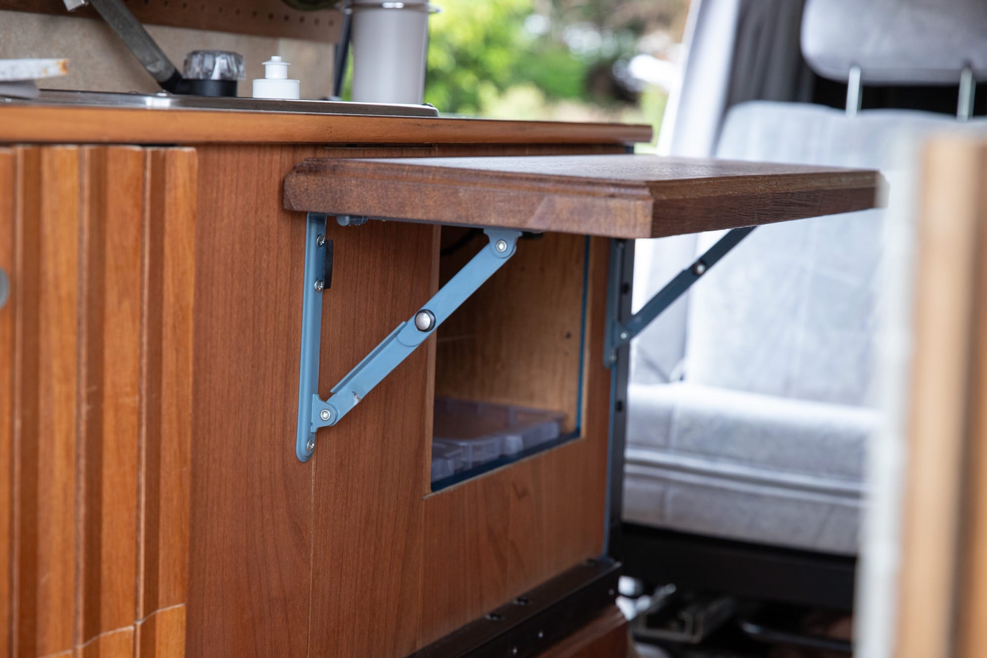 「完璧」より「アドリブ」？古い倉庫兼住居を、1年かけて改装した秘密基地DIY Vol.19