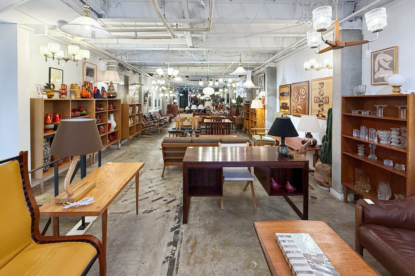 7月 PICK UP展示&POP UP STORE「木の床と、好きな家具」15