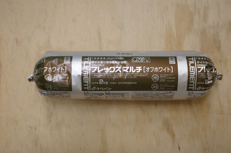 タイル用ボンド
