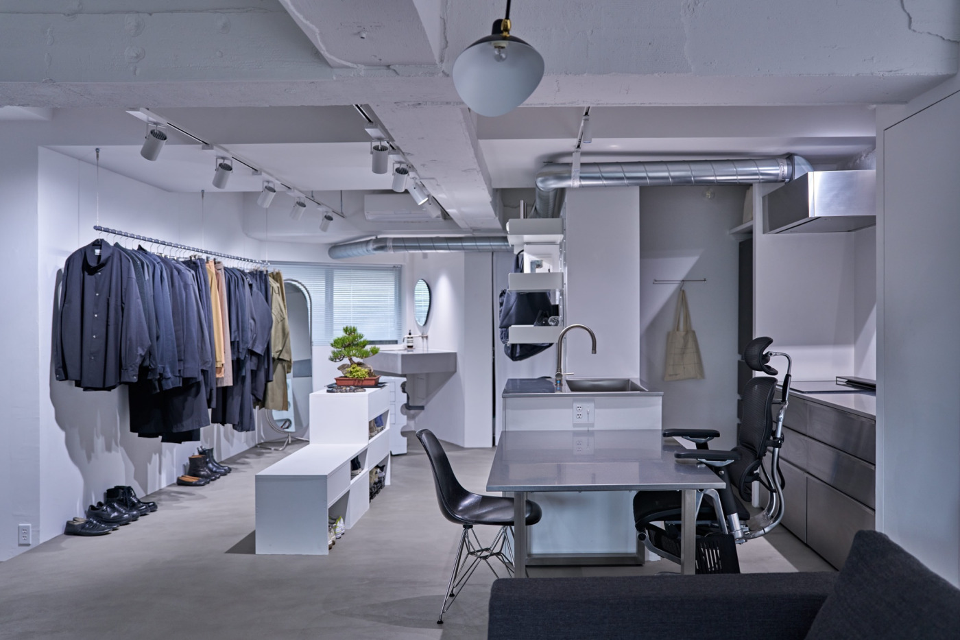 クローゼット、どこにつくる？ 個室から飛び出した「服の収納」の間取りアイデア4
