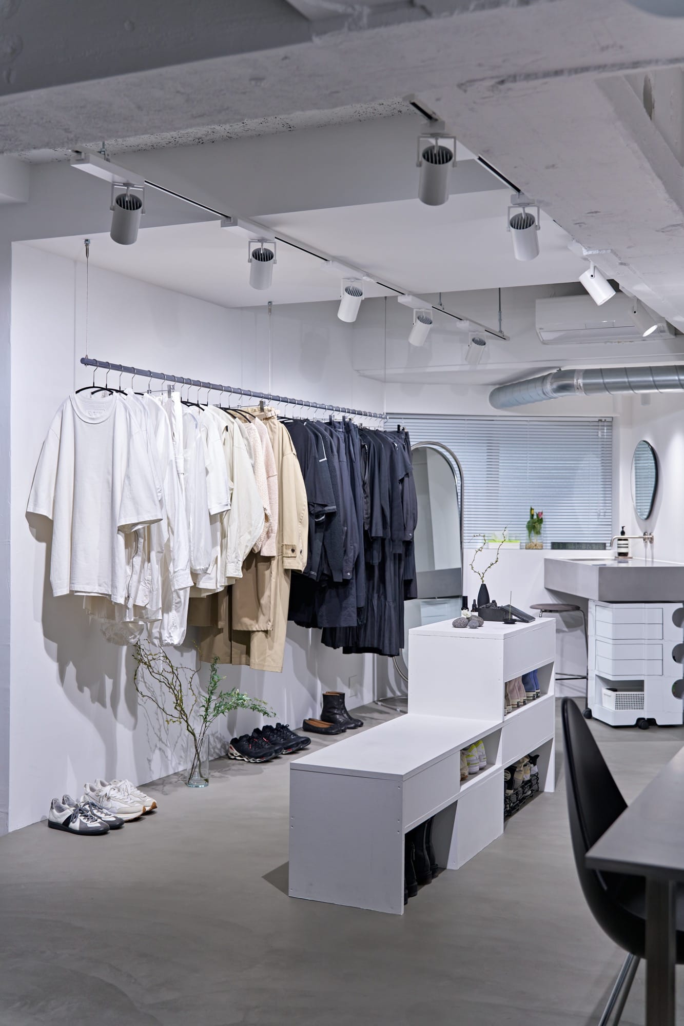 クローゼット、どこにつくる？ 個室から飛び出した「服の収納」の間取りアイデア5