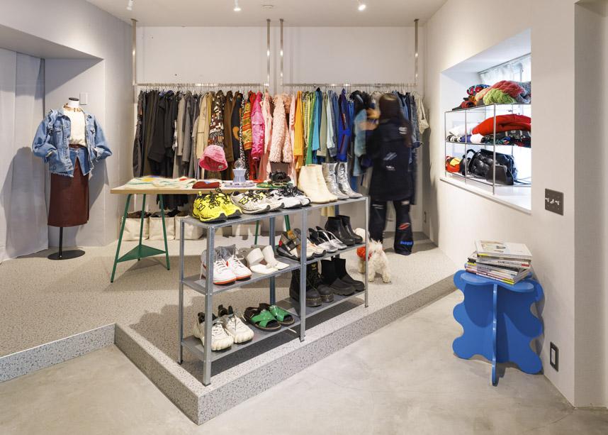 クローゼット、どこにつくる？ 個室から飛び出した「服の収納」の間取りアイデア59