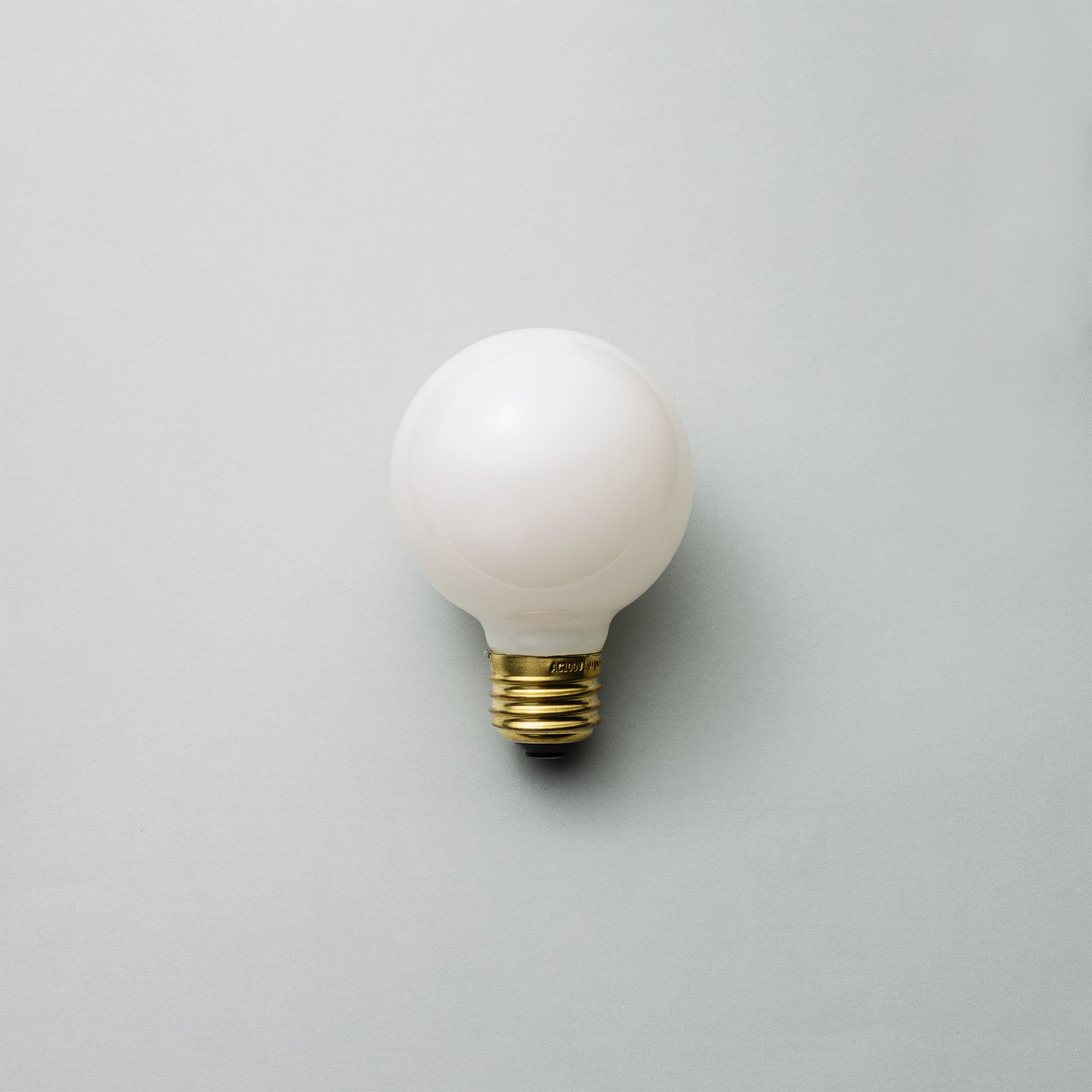 フロストLED電球 φ70(E26)50W相当 スノー 2700K電球色 LT-BB008-11-G141