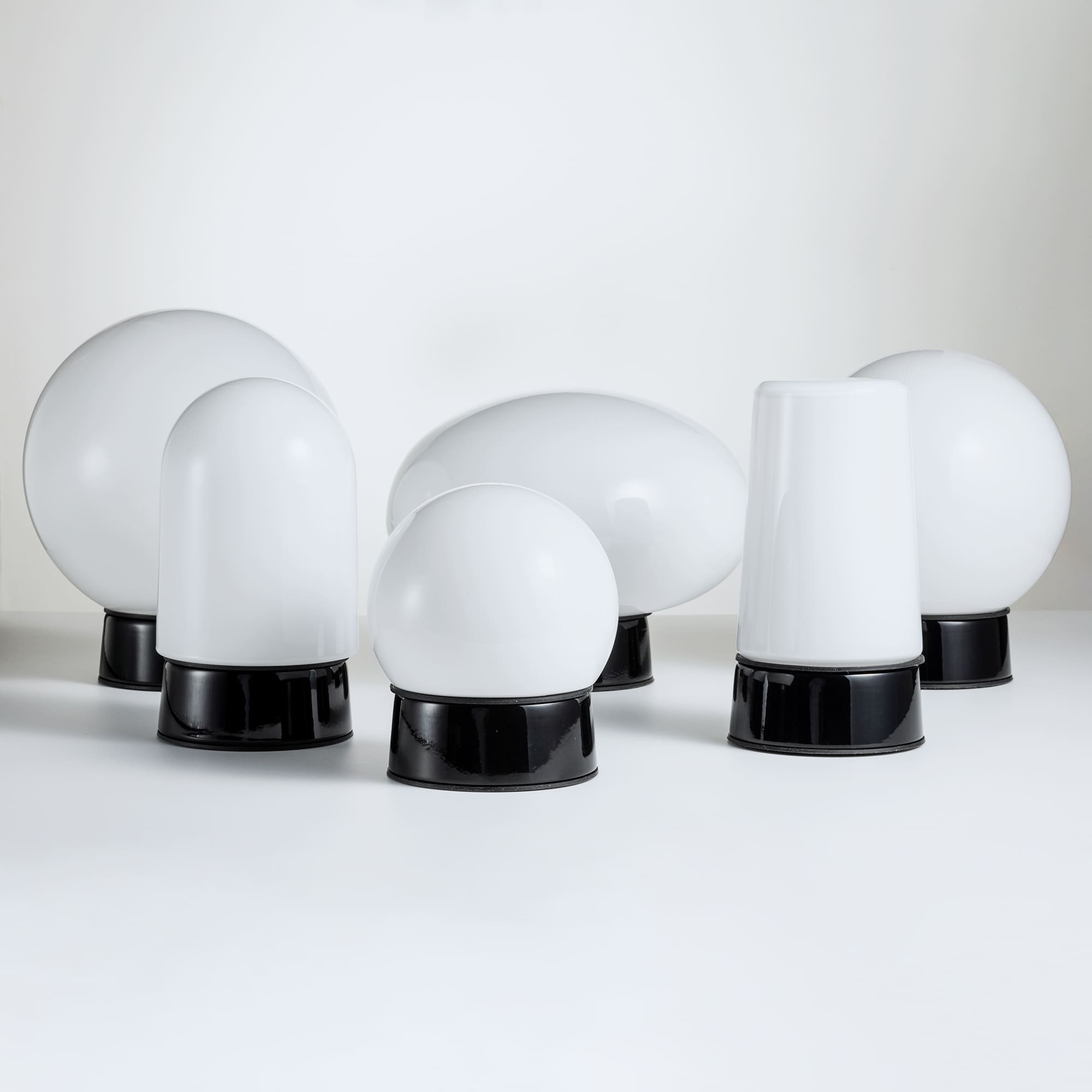 ミルクガラス照明 ブラック 円筒（角） LT-BR005-10-G141 サイズ比較