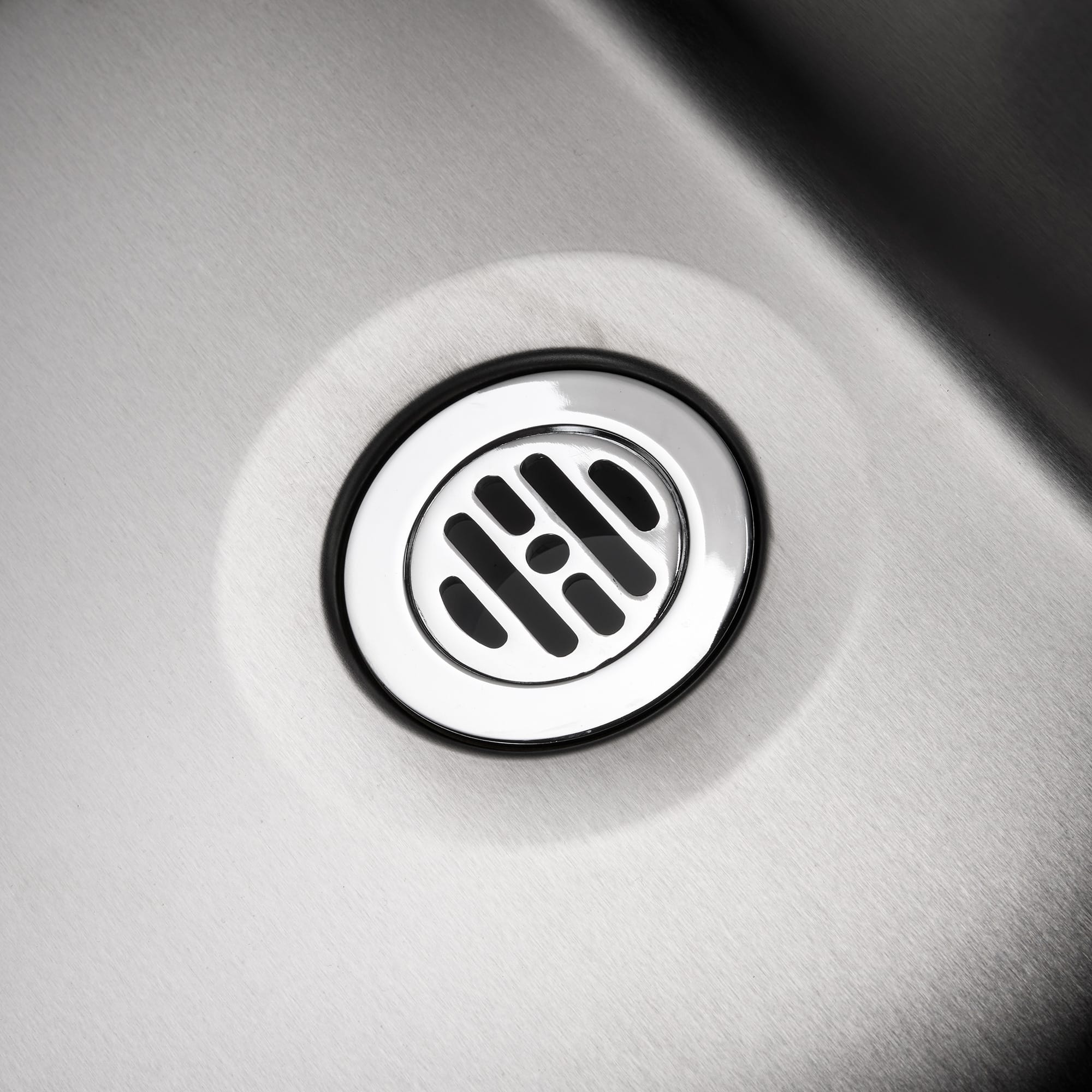スクールシンク 壁付け水栓用 片デッキタイプ KB-PR015-03-G239 排水用目皿栓