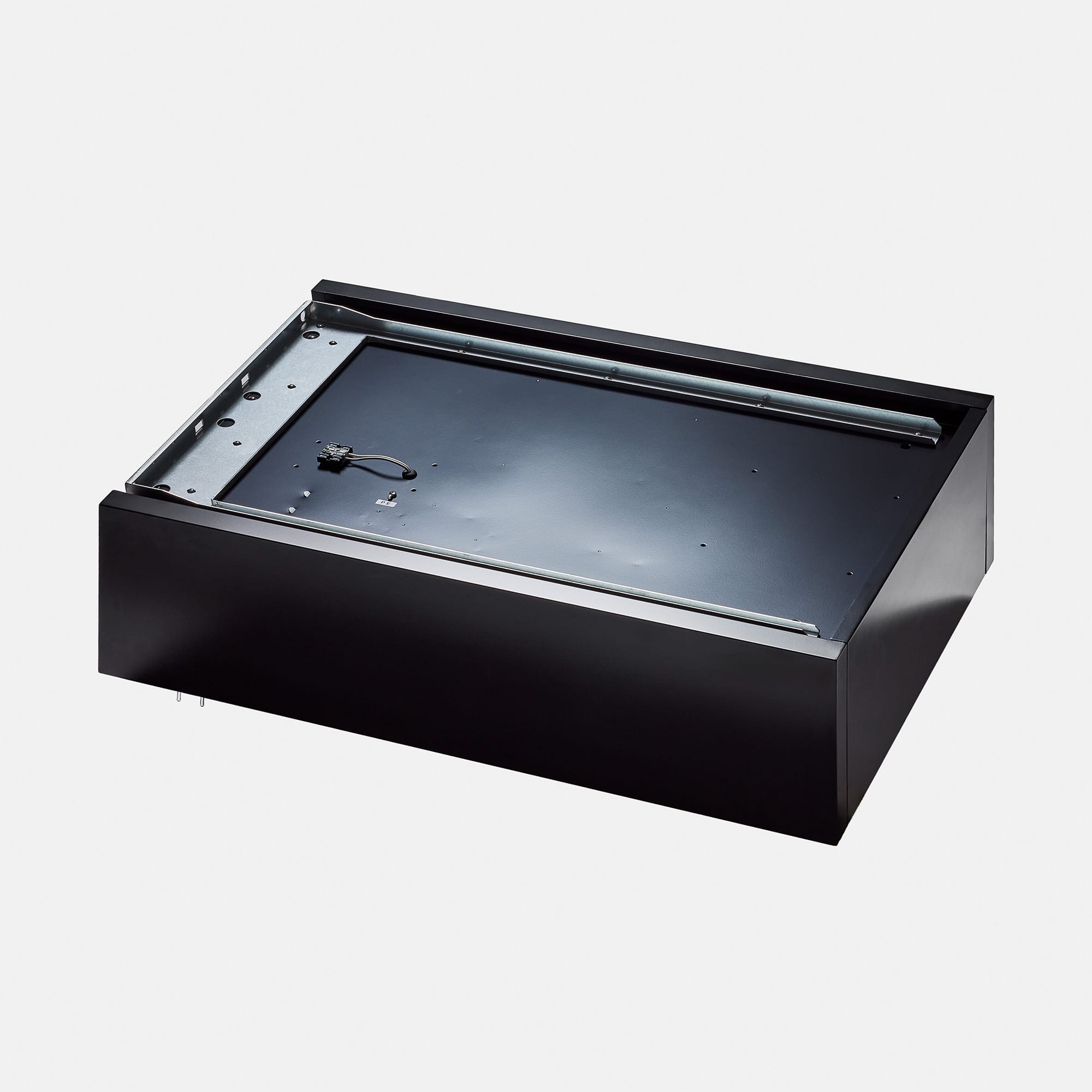 フラットサイドフード 左付け 直排気 W900 ステンレスバイブレーション KB-KC036-11-G173 上から見た様子（写真はブラック）
