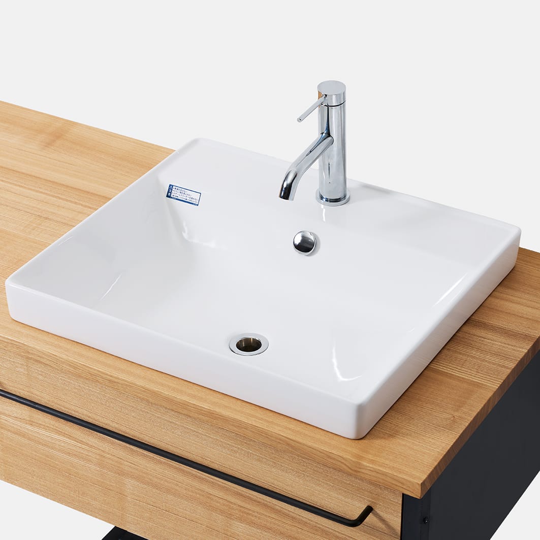 ワークカウンター洗面台 W1400～1800×D550 KB-PR009-08-G201 スクエア型でシンプルな陶器製のシンク。水栓はオプションのシングルレバー混合栓