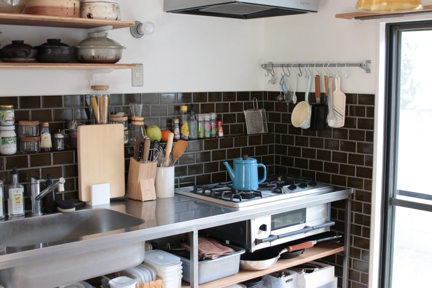 レトロエイジタイル オリーブ 小口平（バラ売り） WL-TL014-04P-G141 落ち着きのあるオリーブをキッチンに（オリーブ 小口平）