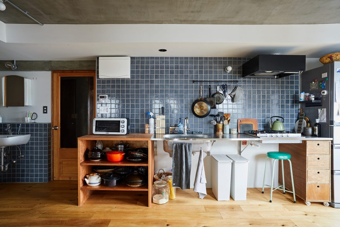 古窯70角タイル ミッドナイトブルー（ケース） WL-TL012-07-G141