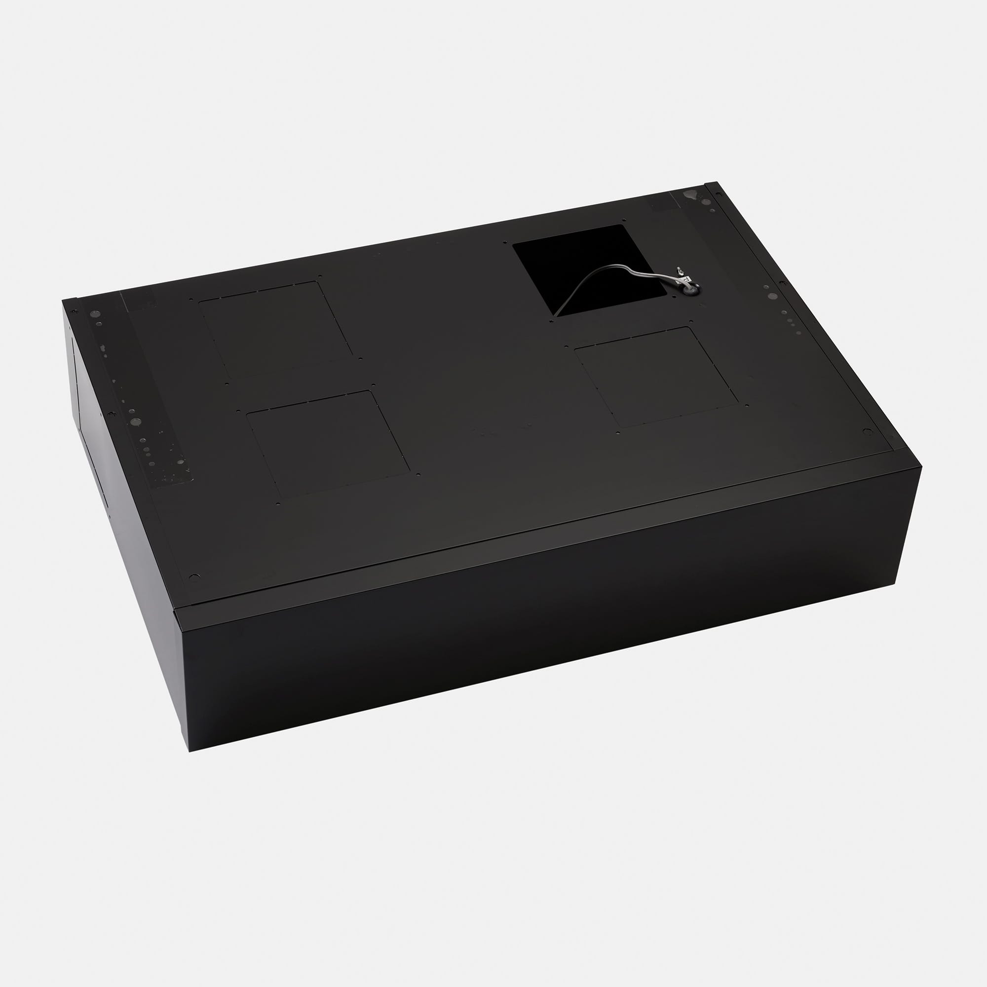 フラットレンジフード アイランド型 W900 ブラック KB-KC017-22-G141 上部の4隅、左右の側面、さらに背面の計7方向にダクトを取り付けることができます