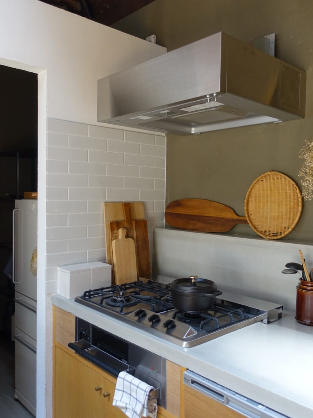 フラットレンジフード 壁付け型 W750 ステンレス ヘアライン KB-KC017-11-G141