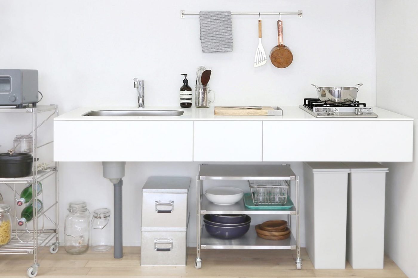 ホワイトミニマルキッチン W1800×D600 KB-KC013-08-G183 W1800の事例