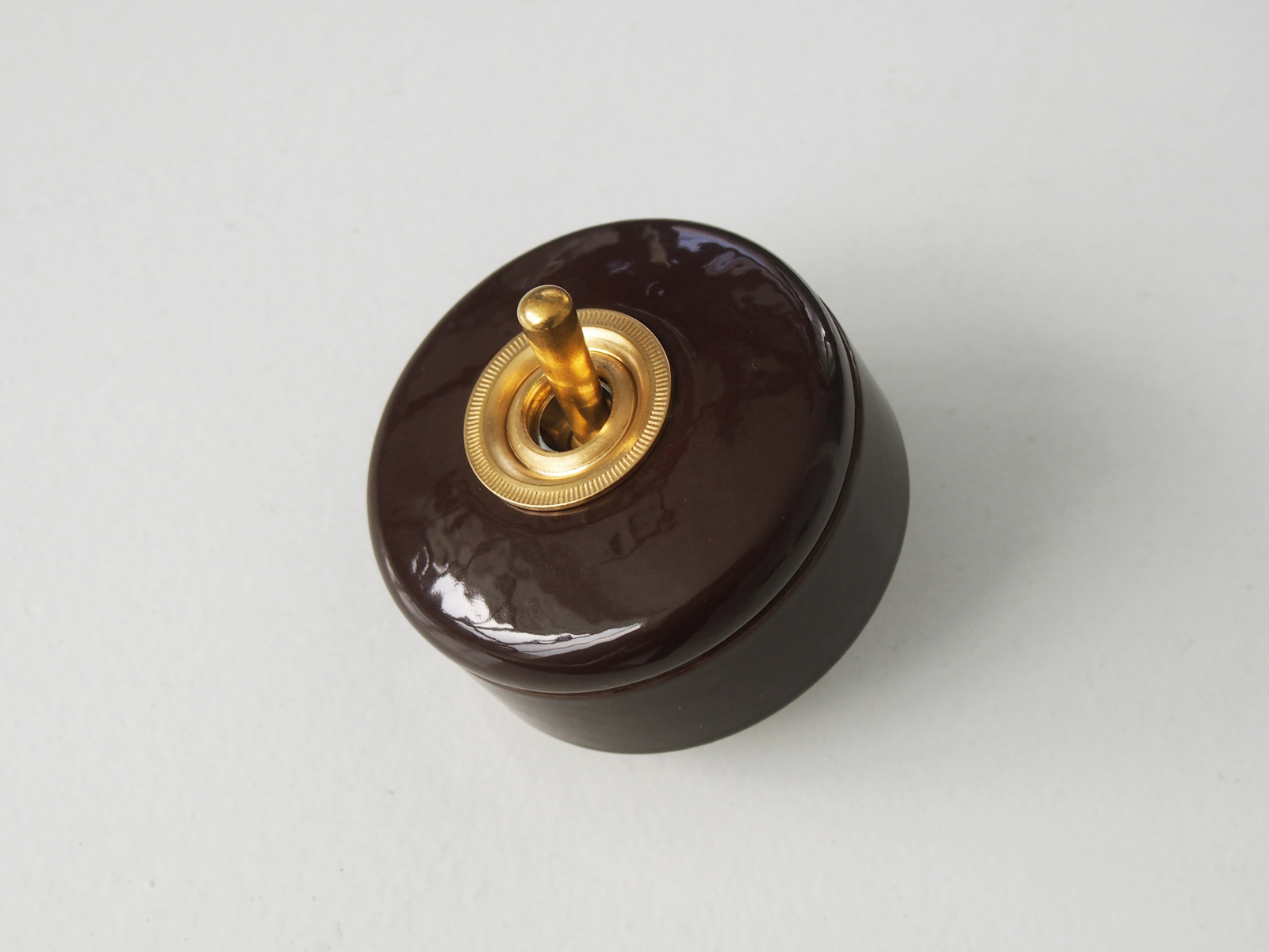 陶器スイッチ ブラウン LT-PS007-02-G141