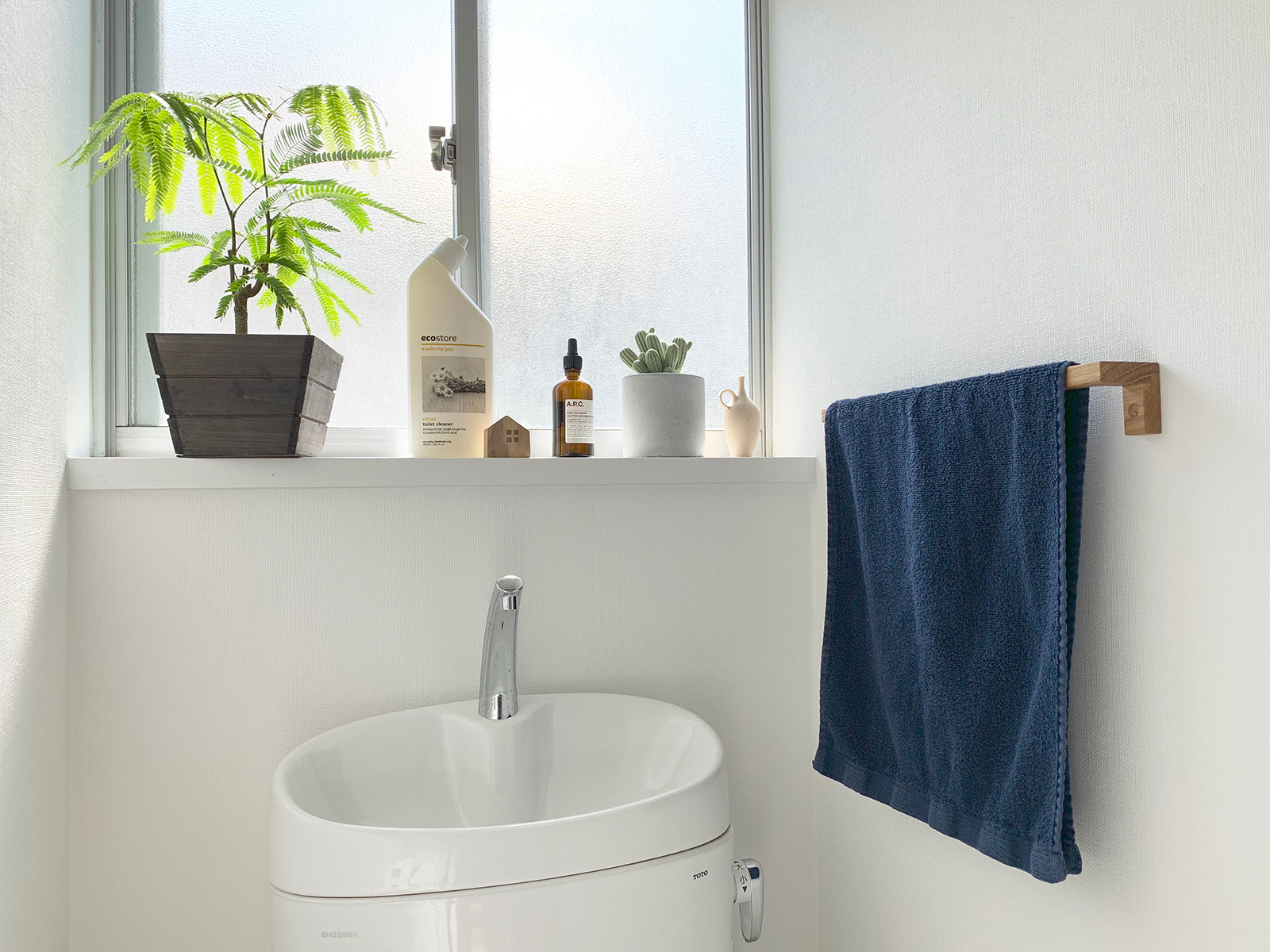 木のペーパーホルダー タオル掛け W400 KB-AC015-05-G141 トイレ空間を和らげるワンポイントに
