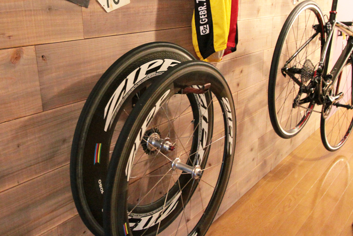 自転車フック スチール ボルト締めタイプ PS-HB002-01-G056 ホイールなどをぶら下げることも