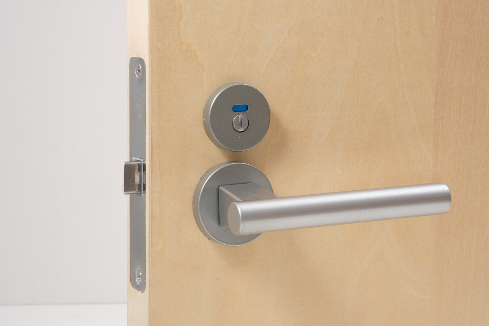 木製ユニットドア 開き戸 シナ DW-DR012-04-G191 オプションの表示錠（解錠時）