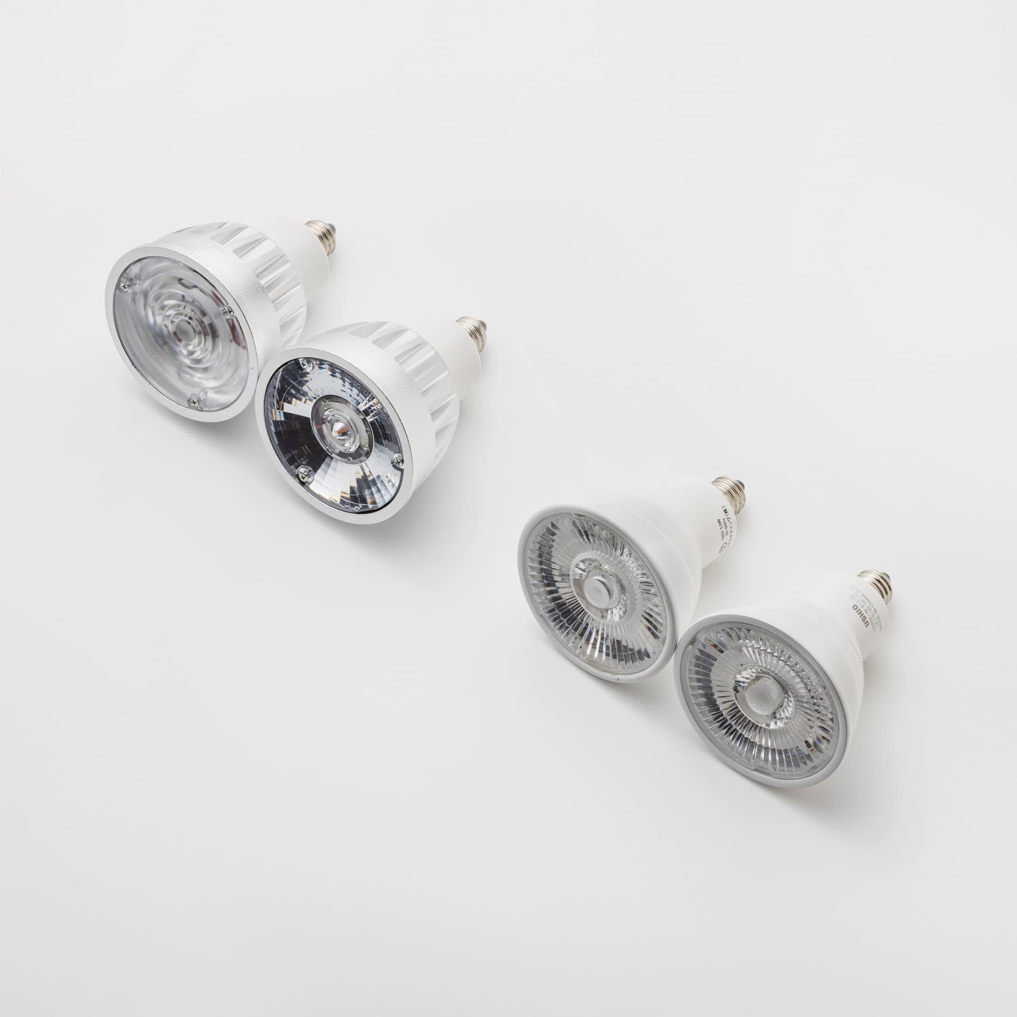 シーリングスポット ホワイト LT-BR017-02-G141 付属電球は4種類から選べます（左から65W広角・65W狭角・40W広角・40W狭角）